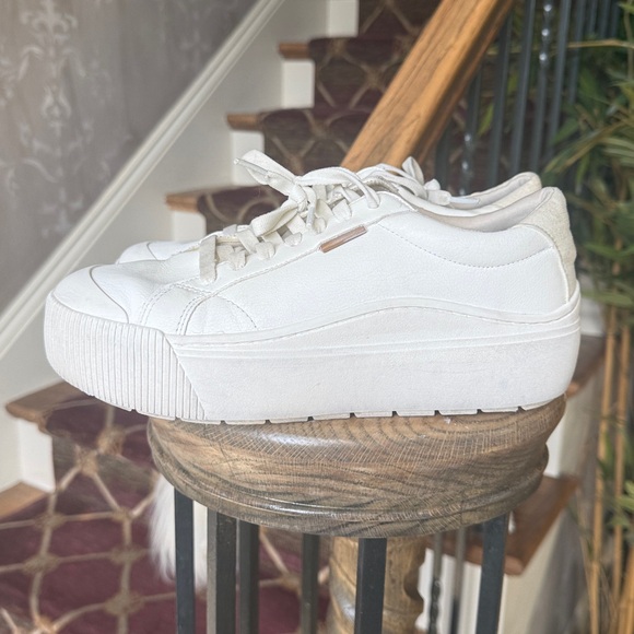 Dr. Scholls women’s time off platform, white sneaker, good condition, 8 1/2. - Picture 5 of 13